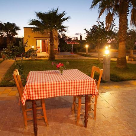 Glaro Garden Hotel Agia Trias Екстер'єр фото