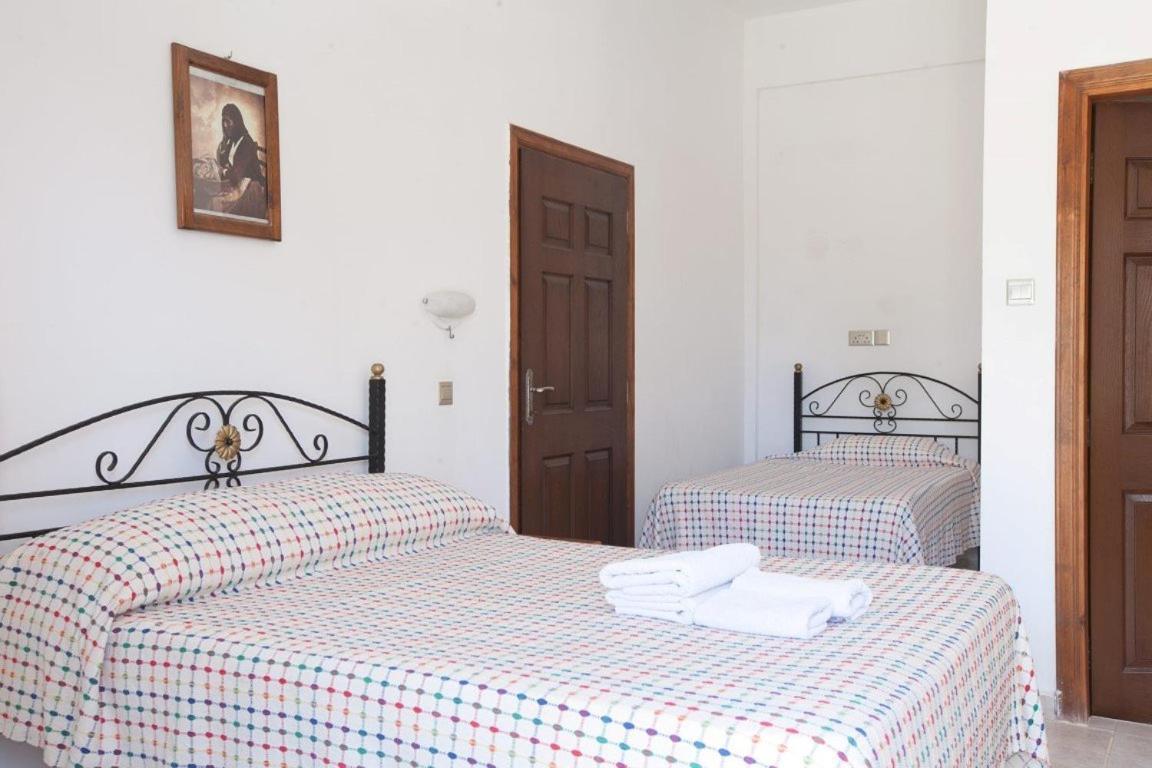 Glaro Garden Hotel Agia Trias Екстер'єр фото
