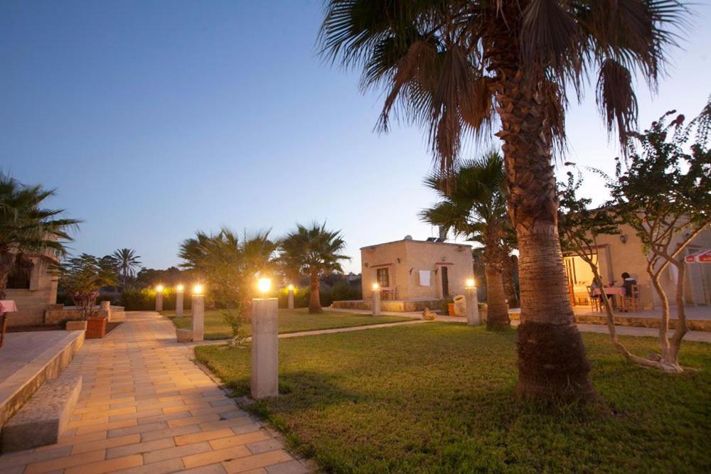 Glaro Garden Hotel Agia Trias Екстер'єр фото